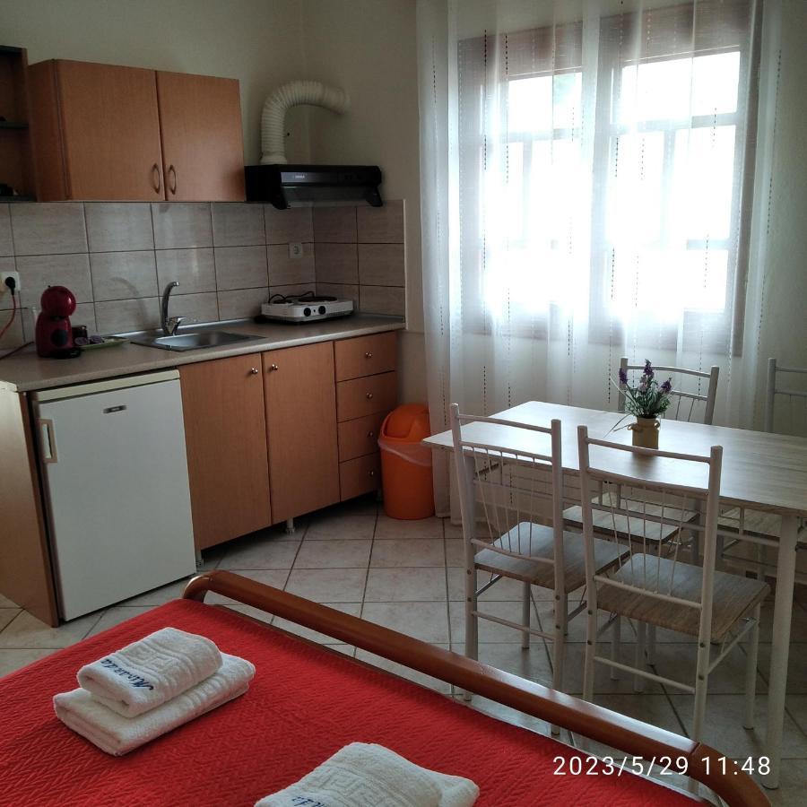 Miranda Studios Paliúri Kültér fotó